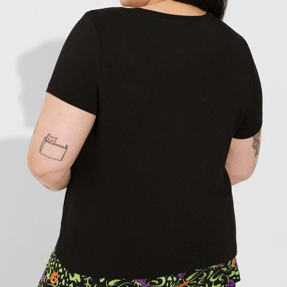 ❤️NWT VINTAGE TORRID TEE DISNEY VILLAINS QUEENS OF HALLOWEEN SUPER SOFT SIZE 1X - Picture 3 of 11